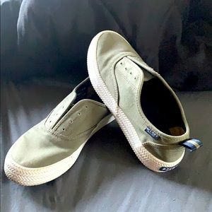 Olive green SPERRYS.